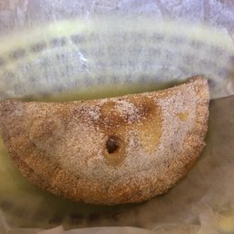 Guava-berry N' Cream Empanada