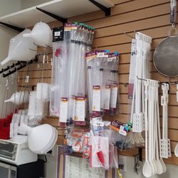Beer & Wine Craft - Mixing and siphoning equipment