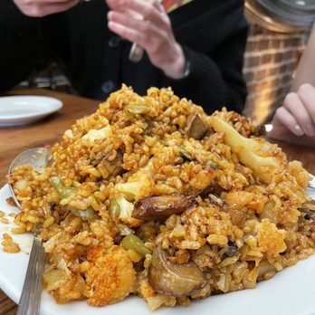 Cafe Ba-Ba-Reeba! - Vegetable Paella - Spanish Near Me - Chicago, Illinois Cafe Ba-Ba-Reeba! - Vegetable Paella - Spanish Near Me - Chicago, Illinois
