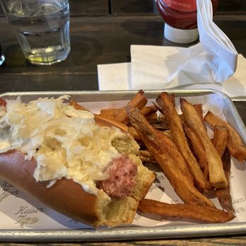 Kaiser Tiger - New American Near Me - Chicago, Illinois