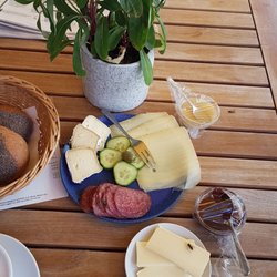 Haselnuss Hofladen - Das kleine Frühstück