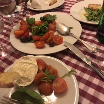 Hostaria La Botticella - Mozzarella and tomato - Roman Near Me - Rome, RM