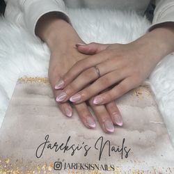 Jareksi's Nails - Gel X Short w French