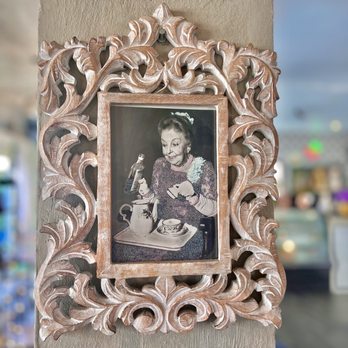 Kamoli Market - How fun is this gem?! A proper tea with just a little something extra. - Cafes Near Me - San Juan, Puerto Rico Kamoli Market - How fun is this gem?! A proper tea with just a little something extra. - Cafes Near Me - San Juan, Puerto Rico
