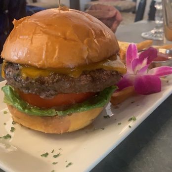 La Grande Martier - The Cheeseburger - New American Near Me - Stuart, Florida La Grande Martier - The Cheeseburger - New American Near Me - Stuart, Florida