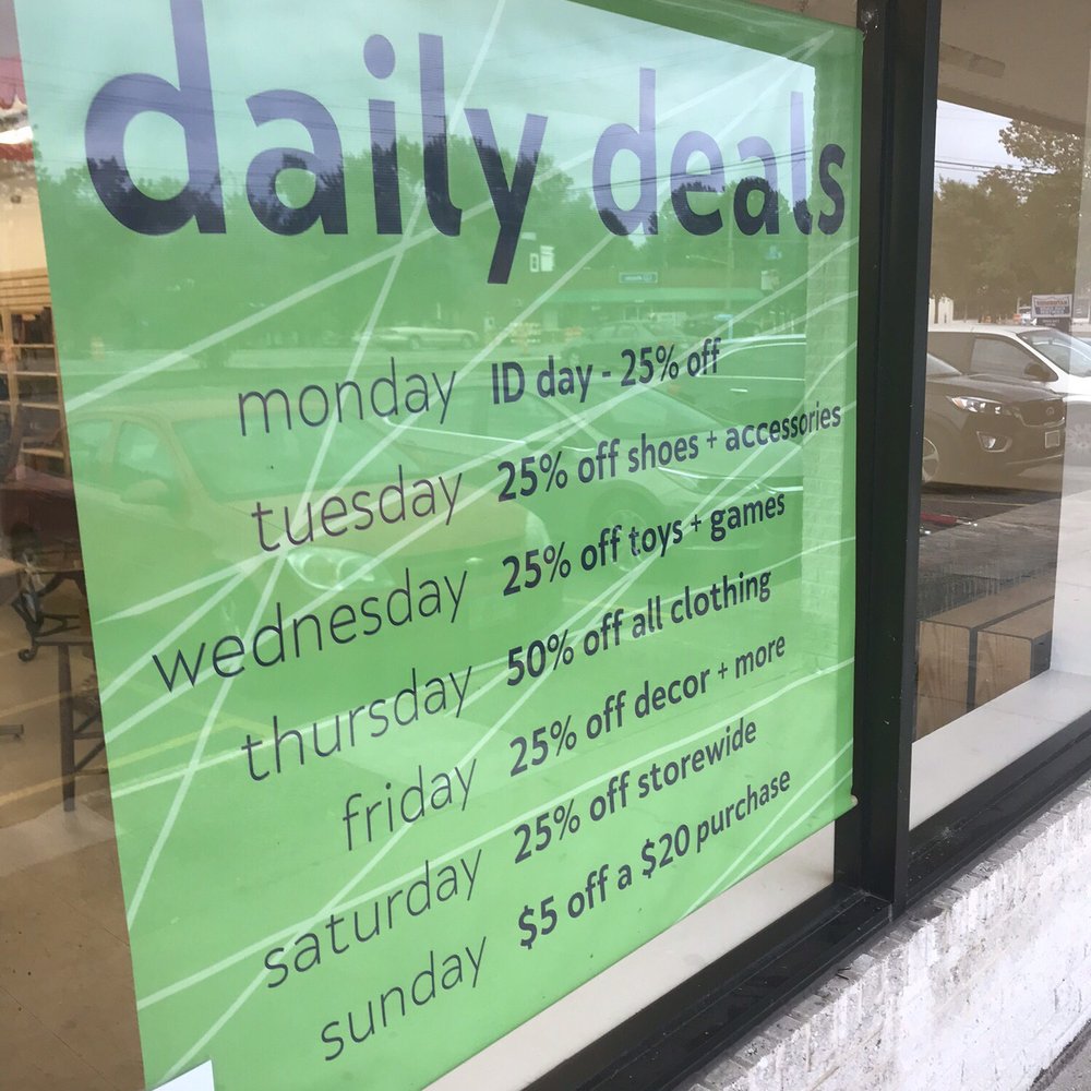 Common Threads - Fairview Park - Outside (Daily Deal days) -- Saturday, 31 August 2019 - Thrift Stores Near Me - Fairview Park, Ohio