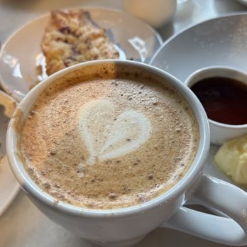 Farine Bakery & Cafe - Bakeries Near Me - Bellevue, Washington Farine Bakery & Cafe - Bakeries Near Me - Bellevue, Washington