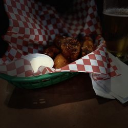 Paddy's Public House - Leprechaun Wings