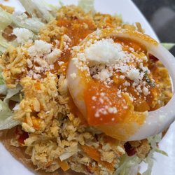 Cocina Antigua - Tostada de pollo (chicken)