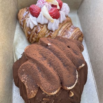 Café Dear Leon - Isaphan and tiramisu croissants - Cafes Near Me - Baltimore, Maryland Café Dear Leon - Isaphan and tiramisu croissants - Cafes Near Me - Baltimore, Maryland