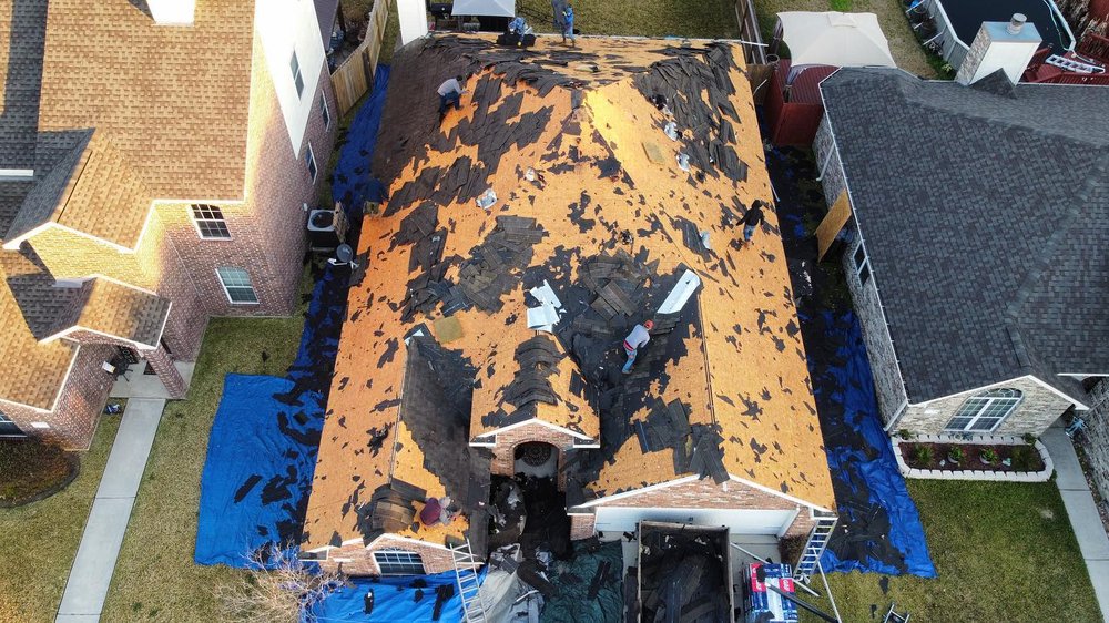 Slide of B.B. Roofing & Exteriors