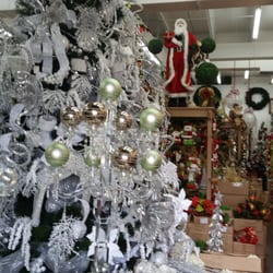 Shima Home Decor - Beautifully decorated trees, all items available for purchase