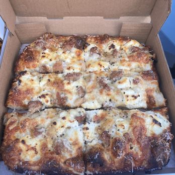 Little Dynamite - Hot Jimmy - whole milk mozzarella, ricotta, hot italian sausage, roasted whole garlic, black pepper, parm, hot honey - Pizza Near Me - Los Angeles, California