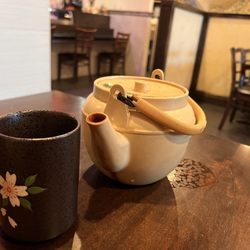 Blue Ginger - Hot water in a tea kettle