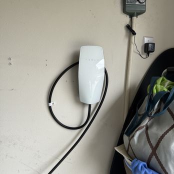 Corona Norco Electric - Tesla wall charger - Electricians Near Me Corona Norco Electric - Tesla wall charger - Electricians Near Me