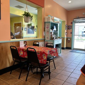 Ned's Southside Kitchen - Dining room - New American Near Me - Saint Augustine, Florida