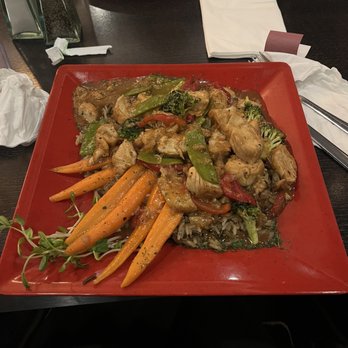 Boulder View Tavern - Chicken vegetables - American Near Me - Lake Harmony, Pennsylvania Boulder View Tavern - Chicken vegetables - American Near Me - Lake Harmony, Pennsylvania