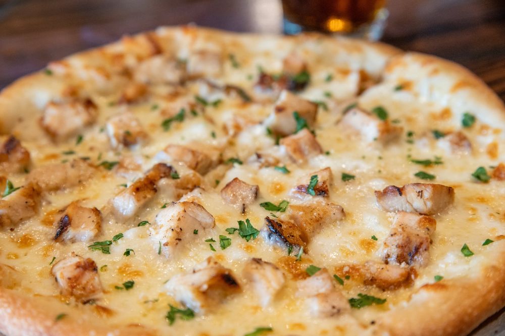 Food from Rendezvous Pizza