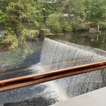 Millwright's - Beautiful setting - New American Near Me - Simsbury, Connecticut