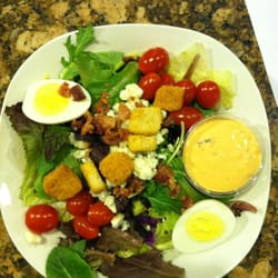 Boulder Creek Pizza & Pub - Cobb salad