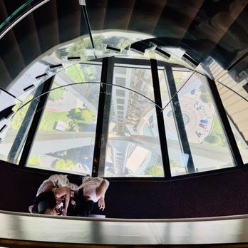 Space Needle - Oculus Selfie - Landmarks & Historical Buildings Near Me - Seattle, Washington