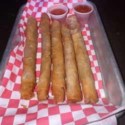 Cowgirls - Lumpia