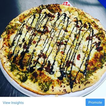 Stone Pine Pizza - Food Trucks Near Me - Bend, Oregon