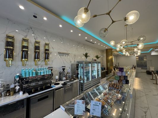 Le French Patisserie by null