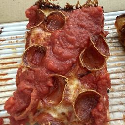 Detroit style pepperoni Detroit style pepperoni