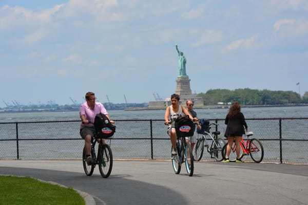 Blazing Saddles Bike Rentals & Tours by null