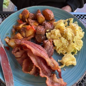 Under the Moon Cafe - Breakfast & Brunch Near Me - Bordentown, New Jersey Under the Moon Cafe - Breakfast & Brunch Near Me - Bordentown, New Jersey