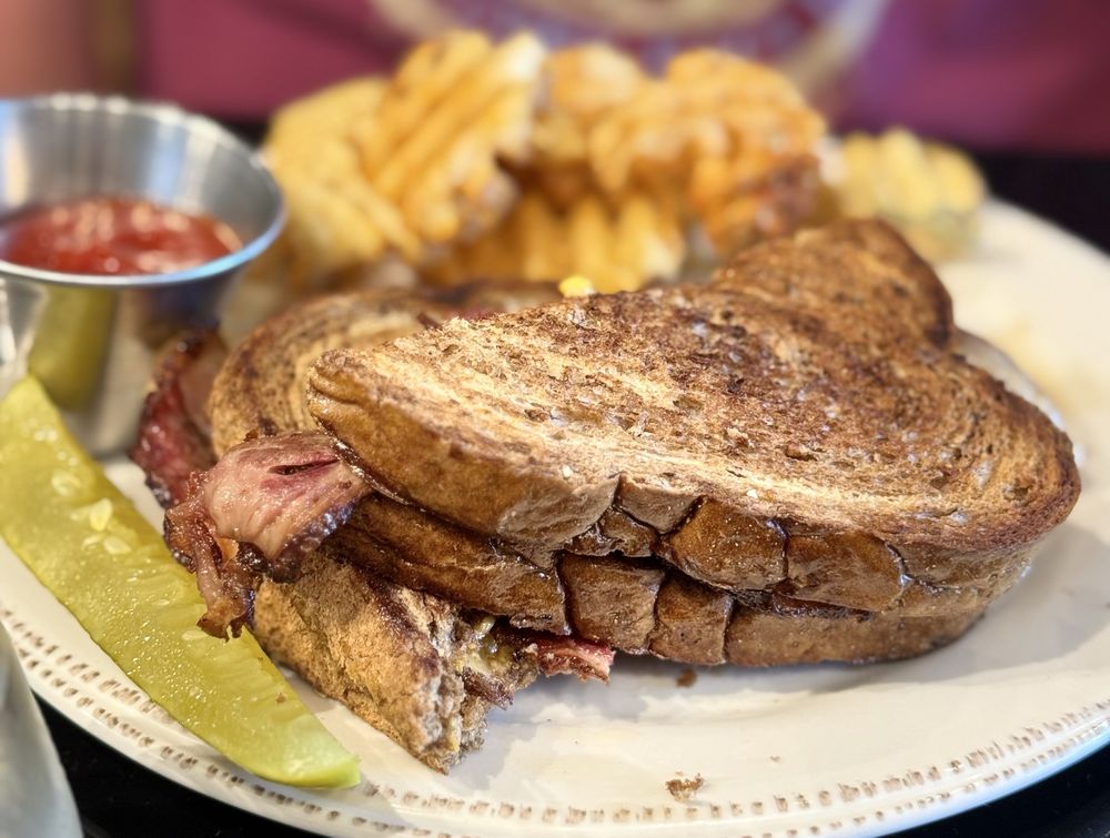 Citizens Coffee & Wine Cafe Logo