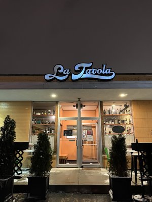 La Tavola by null