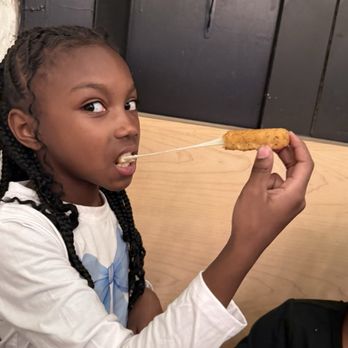 JoJo’s Shake Bar - River North - Cheese pull was acceptable per lani - Diners Near Me - Chicago, Illinois