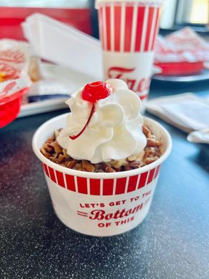 Freddy's Frozen Custard & Steakburgers by null