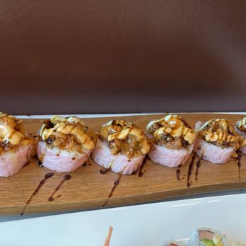 Bluefish Bistro - Sushi Bars Near Me - Arlington, Virginia