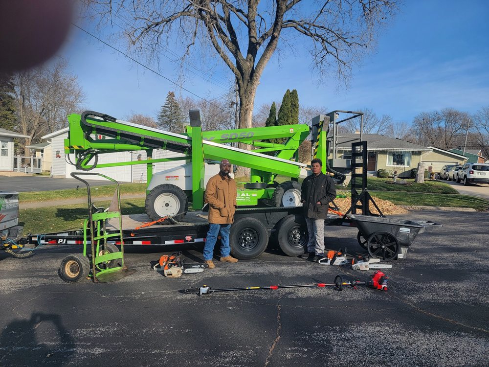 DarkHorse Tree Removal Service - tree service in Madison, WI