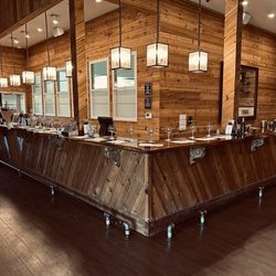 Carter Creek Winery Resort & Spa - Tasting room