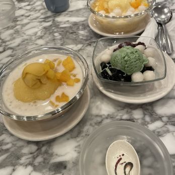 Golden Island Cafe - Mango Deluxe Yummy Mango - Desserts Near Me - San Francisco, California