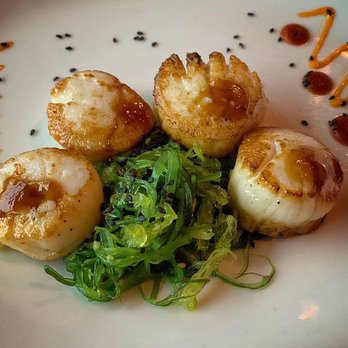 Blue Moon Beach Grill - Seared scallops - Seafood Near Me - Nags Head, North Carolina Blue Moon Beach Grill - Seared scallops - Seafood Near Me - Nags Head, North Carolina