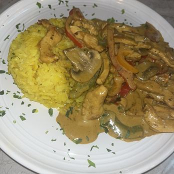 Kiosco Marietta Square - Chicken curry - Mediterranean Near Me - Marietta, Georgia Kiosco Marietta Square - Chicken curry - Mediterranean Near Me - Marietta, Georgia