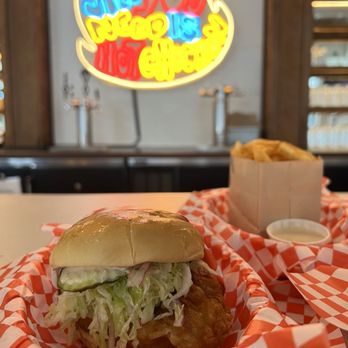 Hotbird - Fish Sandwich - Comfort Food Near Me - Oakland, California