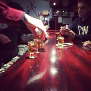 Le Seventies - Les shooters du patron. - Pool Halls Near Me - Toulouse, 31