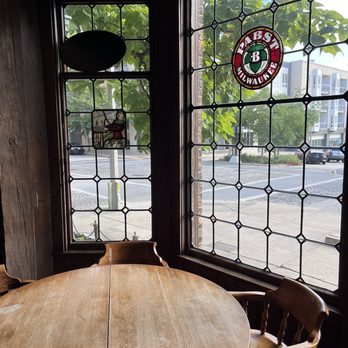 Best Place Coffee & Spirits - Inside - Coffee & Tea Near Me - Milwaukee, Wisconsin
