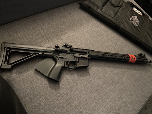 Burbank Ammo & Guns by null