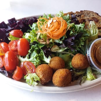 La Tour Cafe - Cafes Near Me - Honolulu, Hawaii