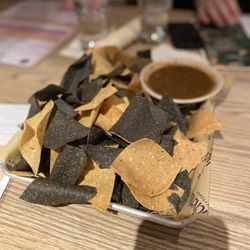 Chicheria Mexican Kitchen - Chips and salsa