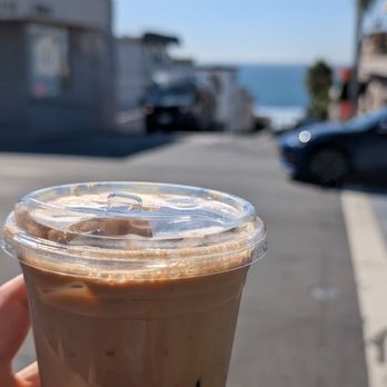 Two Guns Espresso - North Manhattan - Callogen Crush - Coffee & Tea Near Me - Manhattan Beach, California Two Guns Espresso - North Manhattan - Callogen Crush - Coffee & Tea Near Me - Manhattan Beach, California