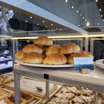 Paris Baguette - Bakeries Near Me - Richmond Hill, Ontario Paris Baguette - Bakeries Near Me - Richmond Hill, Ontario