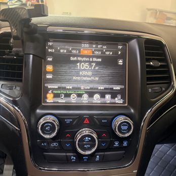 Toyland 4x4 Accessories - Oem unit being replaced. - Car Stereo Installation Near Me - Fort Worth, Texas Toyland 4x4 Accessories - Oem unit being replaced. - Car Stereo Installation Near Me - Fort Worth, Texas